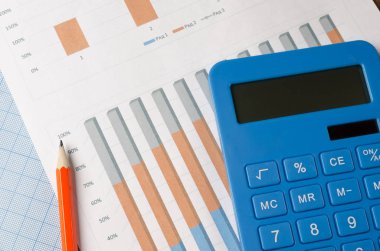 Office belgeleri ile turuncu kalem