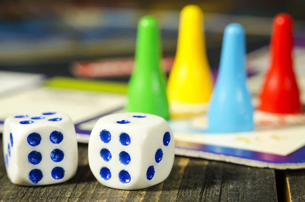 Oyun tablo kemiklerde