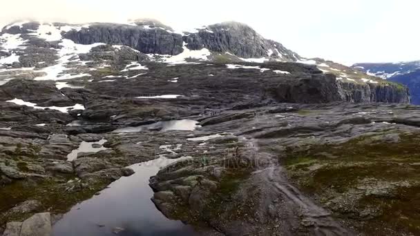 Hermosa vista de la naturaleza en Noruega — Vídeo de stock