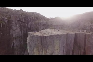  Norveç konumlar yakın Lysefjord: minber Rock