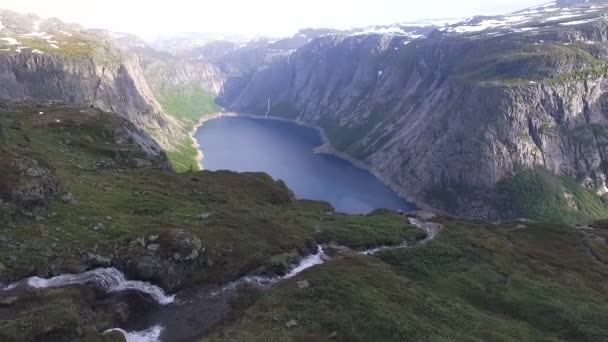 Hermosa vista de la naturaleza en Noruega — Vídeo de stock