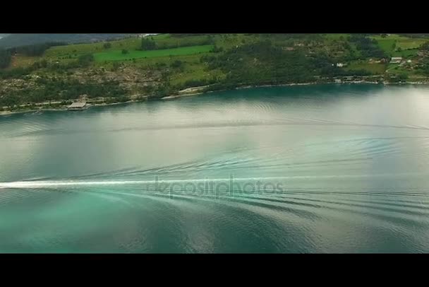 Noorwegen. Mooi landschap, luchtfoto enquête. — Stockvideo