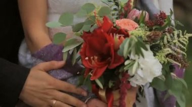 şefkatle sarılma gelin damat