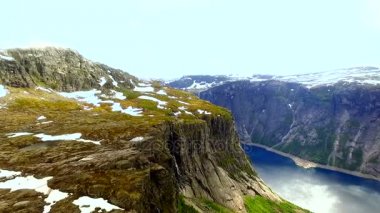 Norveç. Norveç'in güzel manzara. Fiyort