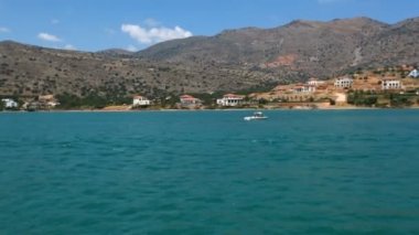 Yunanistan kıyılarında deniz yolculuğu