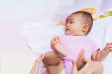 oynama ve park Bebek Bakımı anne