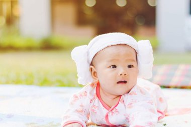 Şirin Bebek eğilimli yalan yere park