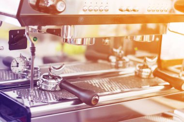 Gradyan ile kahve makinesi