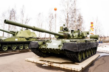 Rus askeri teçhizatı, modern tanklar, savaş silahları
