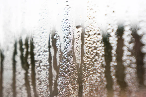 车用玻璃上的雨滴作背景 — 图库照片