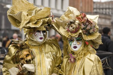 Festival elbise ve Venedik Karnavalı, maske.