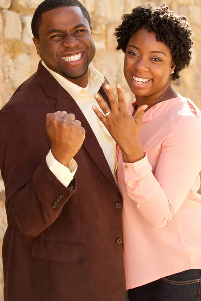 Retrato de um casal afro-americano . — Fotografia de Stock