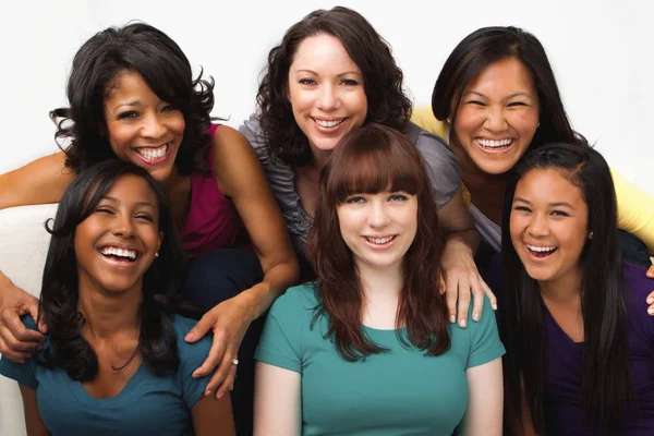 Diverso grupo de madres e hijas . — Foto de Stock