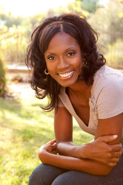 Krásná zralá žena African American — Stock fotografie