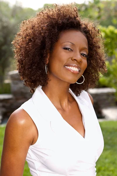 Afro-amerikai érett nő. — Stock Fotó