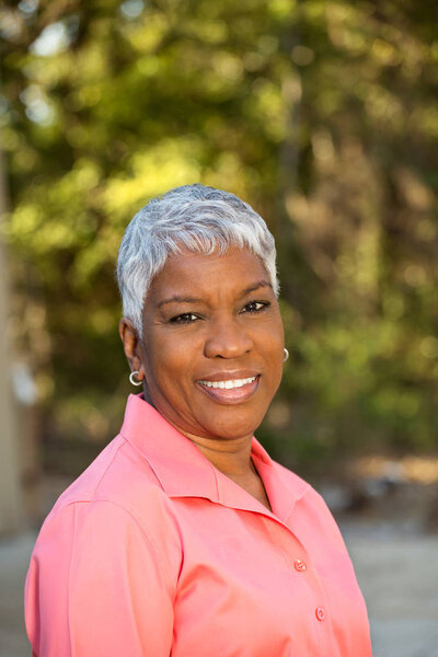 Зрелая афроамериканка
.