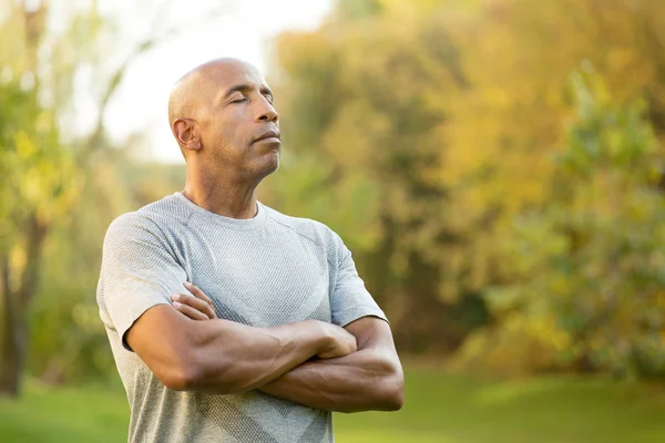 Fit African American man. — Stock Photo, Image