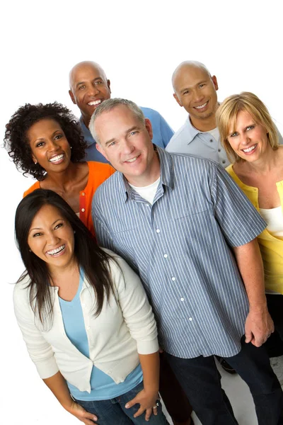 Grupo multicultural de personas aisladas en blanco . — Foto de Stock