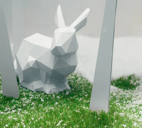 Beyaz kağıt tavşan