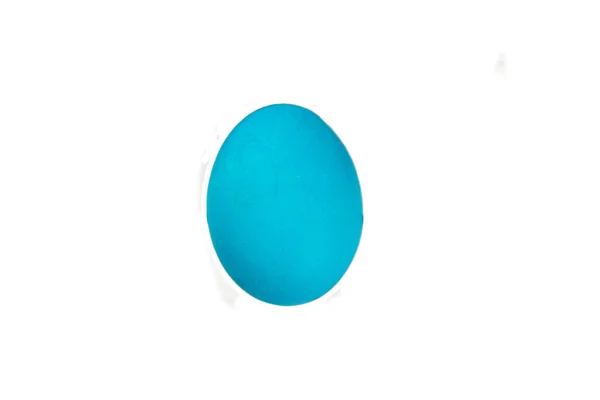 Голубое пасхальное яйцо — стоковое фото