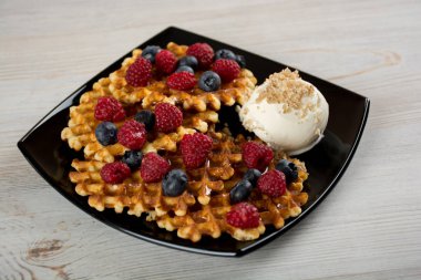Belçika waffle tabak