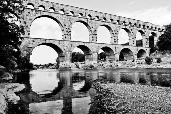 Pont du Gard perto de Nimes, França — Fotografia de Stock