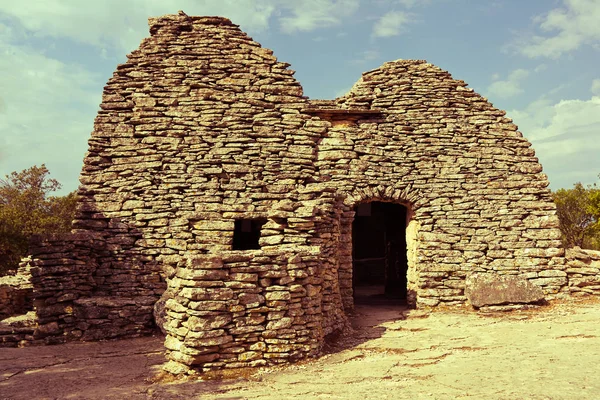 Stone huts in Provence — Stock Photo, Image