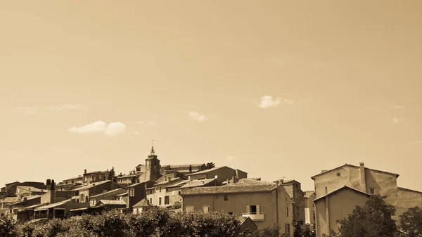Skyline von Roussillion in der Provence, Frankreich — Stockfoto