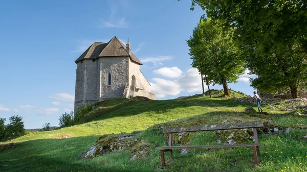 Overblijfselen Van Het Fort Sokolac Het Dorp Van Brinje Kroatië — Stockfoto