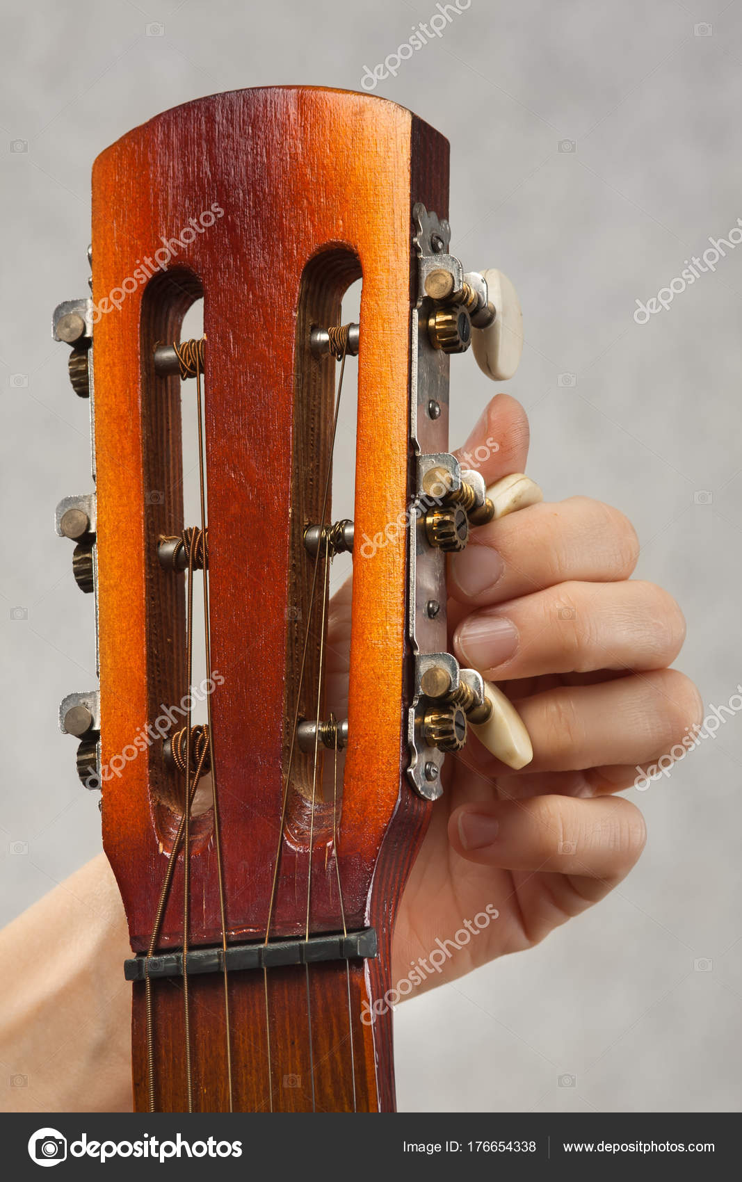 SCARICARE ACCORDATORE CHITARRA GRATIS DA