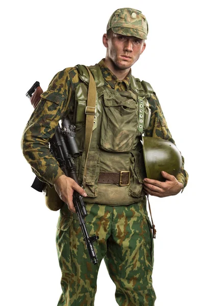 Män i uniform överensstämmer med ryska armén specialstyrkor (Omon) i kriget i Tjetjenien. — Stockfoto