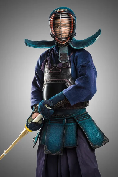 erkek gelenek kendo zırh shinai (bambu kılıcı ile).