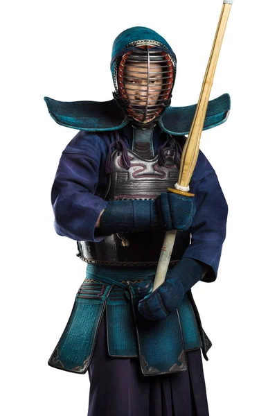 Muž v brnění kendo tradice s shinaiem (bambusový meč). — Stock fotografie