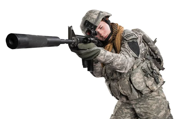 Female US Army soldier with rifle. — Stock Photo, Image