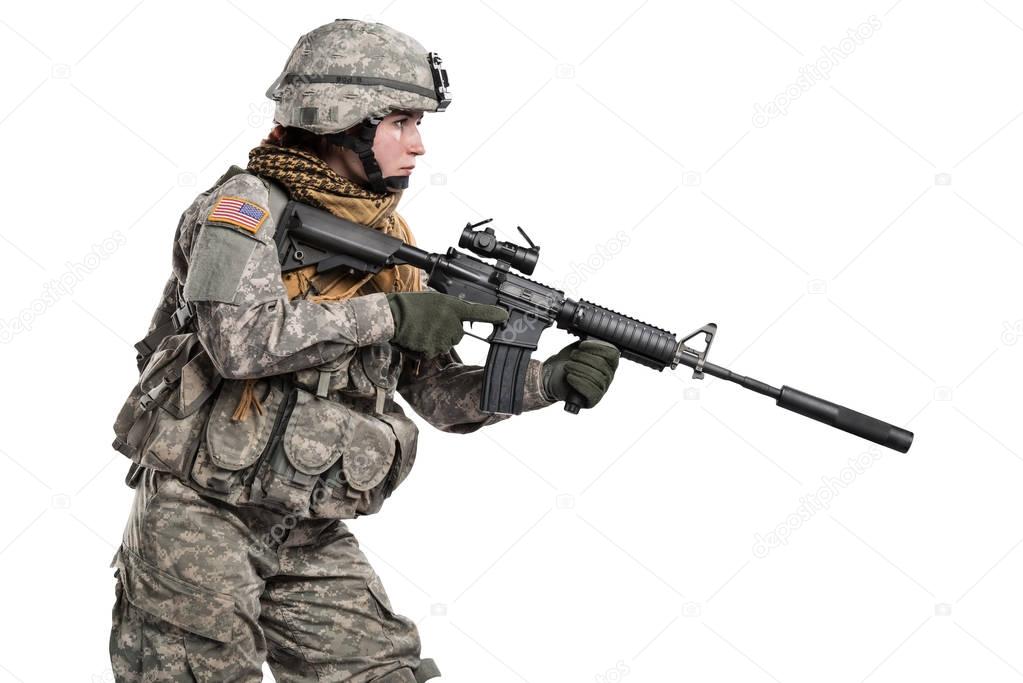 Female US Army soldier with rifle.