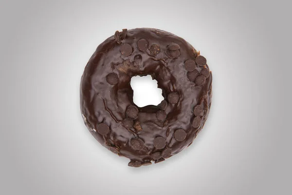 Donut Com Polvilhas Isoladas Sobre Fundo Cinza — Fotografia de Stock