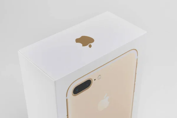 มอสโก สเซ นาคม 2017 Apple Iphone Gold ใหม — ภาพถ่ายสต็อก