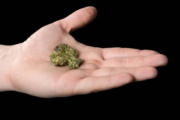 Man Hand Håller Medicinsk Marijuana Isolerad Svart Bakgrund — Stockfoto