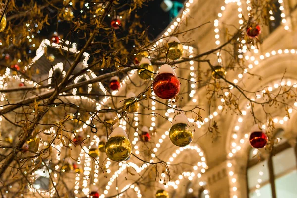 Moscow Rusland Januari 2017 Versierde Kerstboom Met Speelgoed Tverskaya Square — Stockfoto