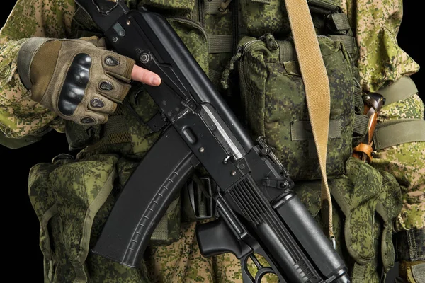 Macho Uniforme Infantería Mecanizado Ruso Aislado Con Ruta Recorte Sobre — Foto de Stock