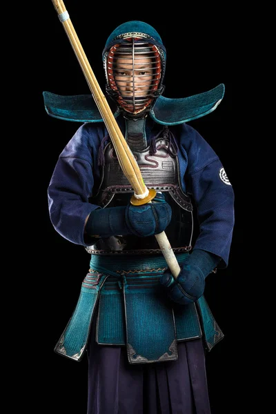 Πορτρέτο Του Ανθρώπου Kendo Μαχητής Shinai Μπαμπού Σπαθί Πυροβολήθηκε Στο — Φωτογραφία Αρχείου