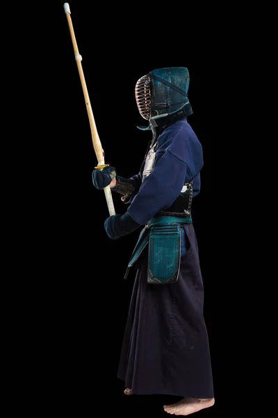 Portret Van Mens Kendo Vechter Met Shinai Bamboe Zwaard Studio — Stockfoto