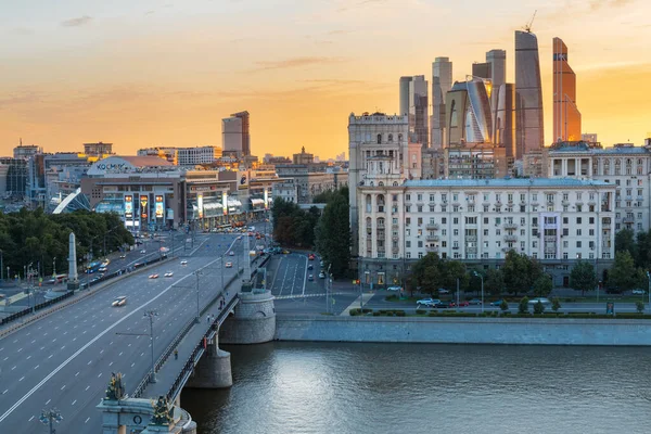 Moskva Rusko Července 2016 Noční Pohled Borodinský Most Přes Řeku — Stock fotografie