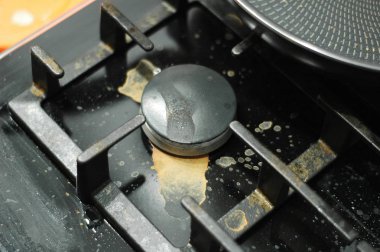 Şenlikli bir yemek hazırlama süreci: yemekleri, Garson, sandviç, salata.