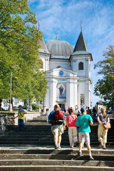 Barockbasilikan av antagandet av Jungfru Maria, Hostyn nära Bystrice pod Hostynem, Tjeckien. Iimportant Marian förlägga av pilgrimsfärd i Mähren. — Stockfoto