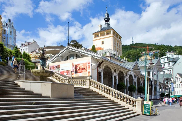 Karlovy Vary Czech Republic Jul 2017 Castle Colonnade Spa Town — Stock Photo, Image