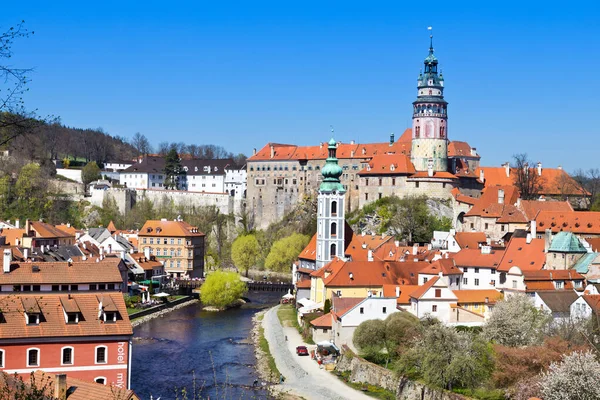 Vár és Moldva folyó, Cesky Krumlov város (Unesco), Dél-Csehország, Cseh Köztársaság, Európa — Stock Fotó