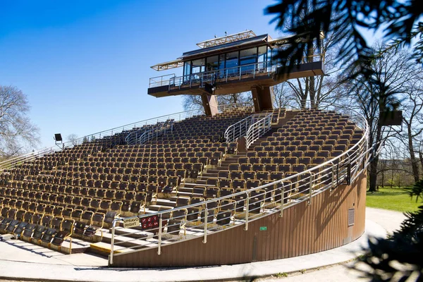 Auditorio rotatorio, ciudad de Cesky Krumlov (UNESCO), Bohemia del Sur, República Checa, Europa — Foto de Stock