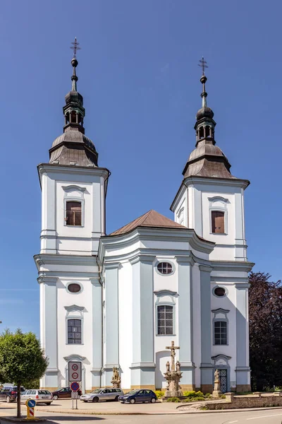 St Wenceslas church, Masaryk square, Zamberk town, East Bohemia, Czech republic — 스톡 사진