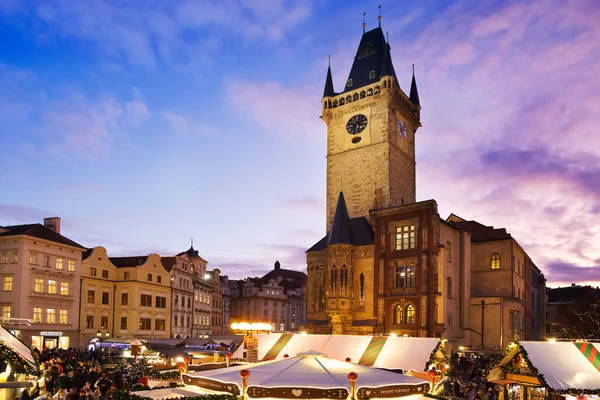 Old Town square, Christmas market in Prague (UNESCO), Czech republic — Stock Photo, Image